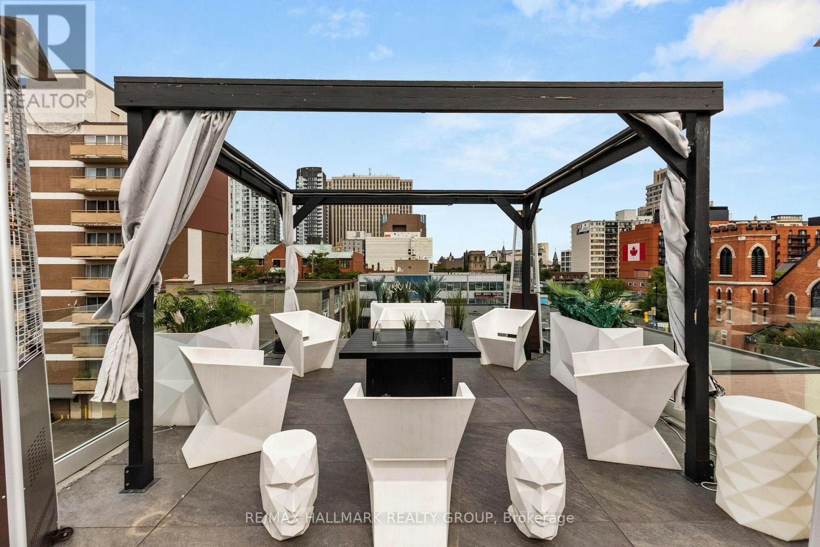2-201 Maclaren Street, Ottawa, ON, K2P 0L4 - 20