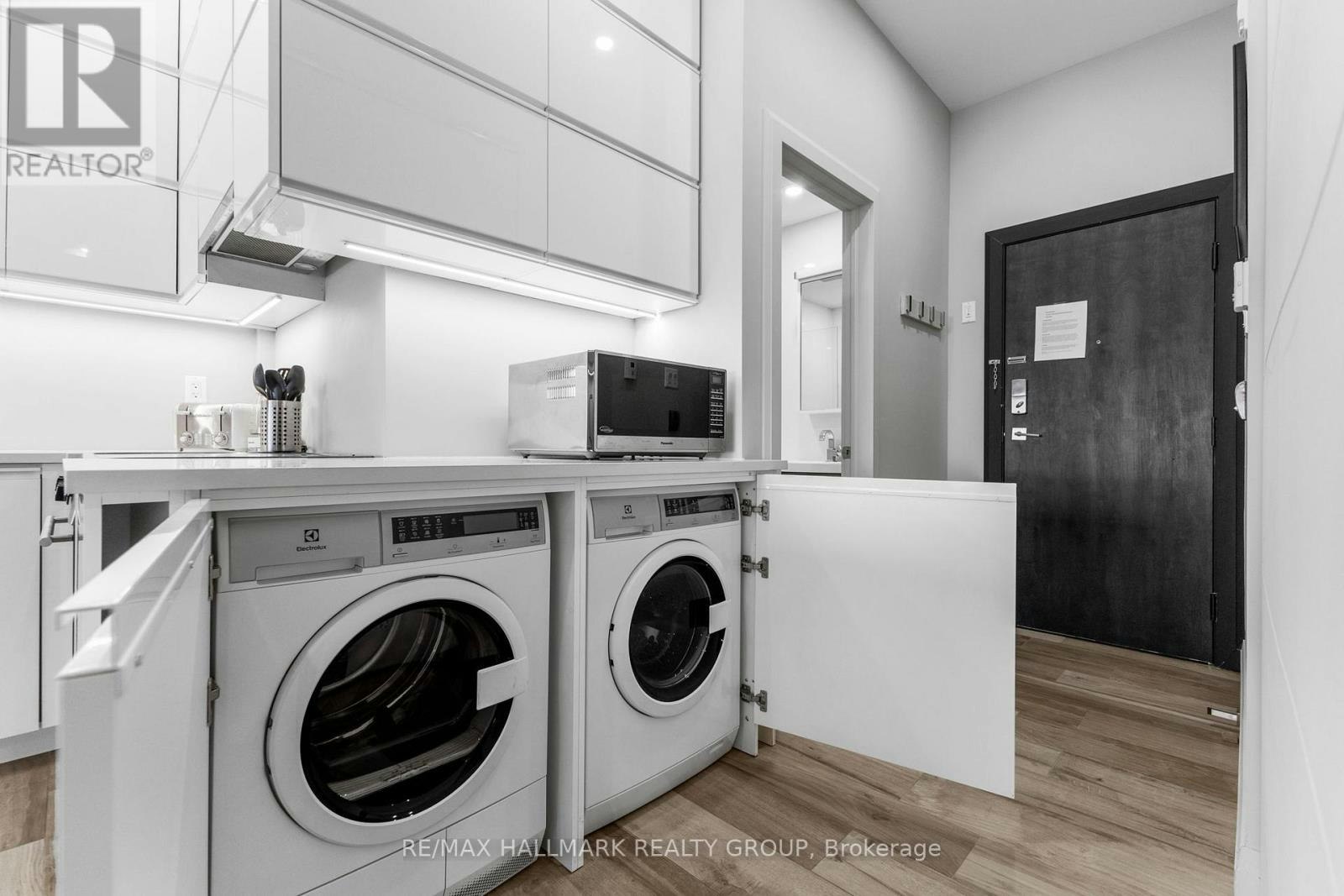2-201 Maclaren Street, Ottawa, ON, K2P 0L4 - 16