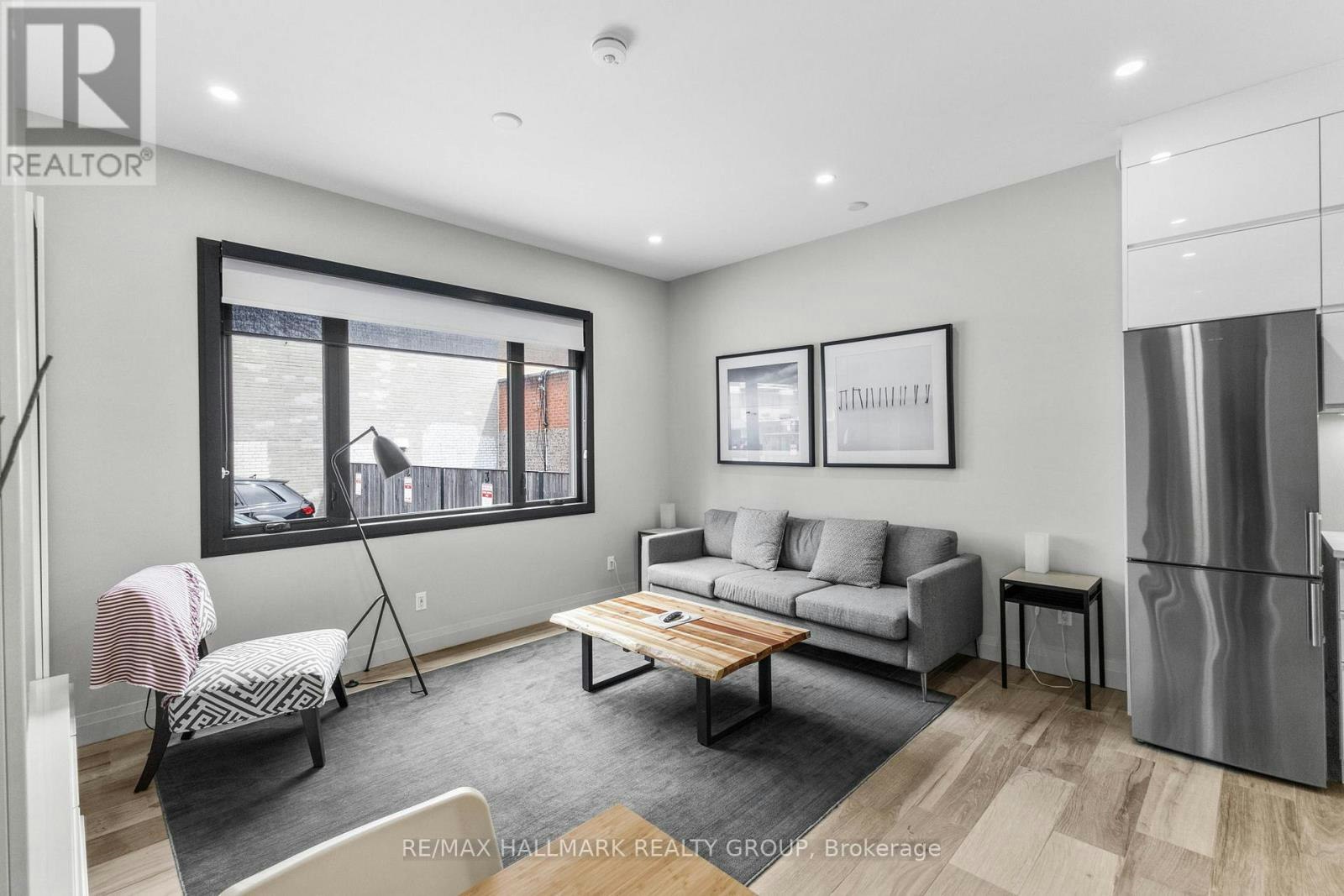 2-201 Maclaren Street, Ottawa, ON, K2P 0L4 - 10