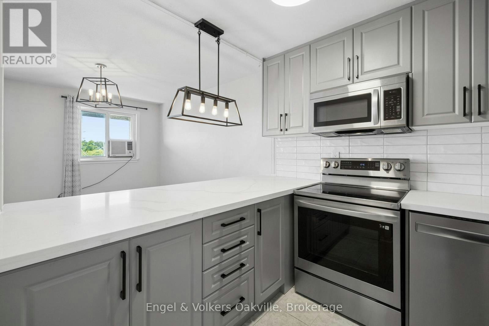 184-1055 Dundas Street E, Mississauga, ON, L4Y 3X6 - 13
