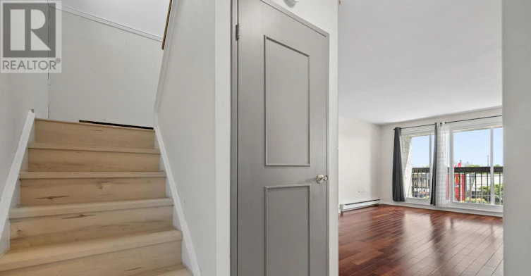 184-1055 Dundas Street E, Mississauga, ON, L4Y 3X6 - 3