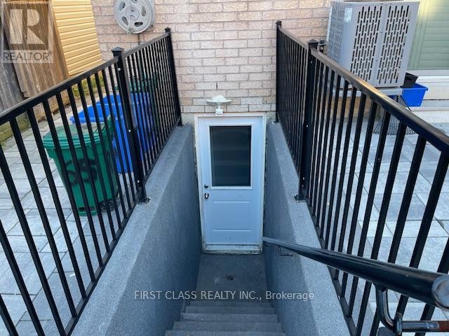 BSMT-65 Ryder Crescent, Ajax, ON, L1Z 1Y1 - 2