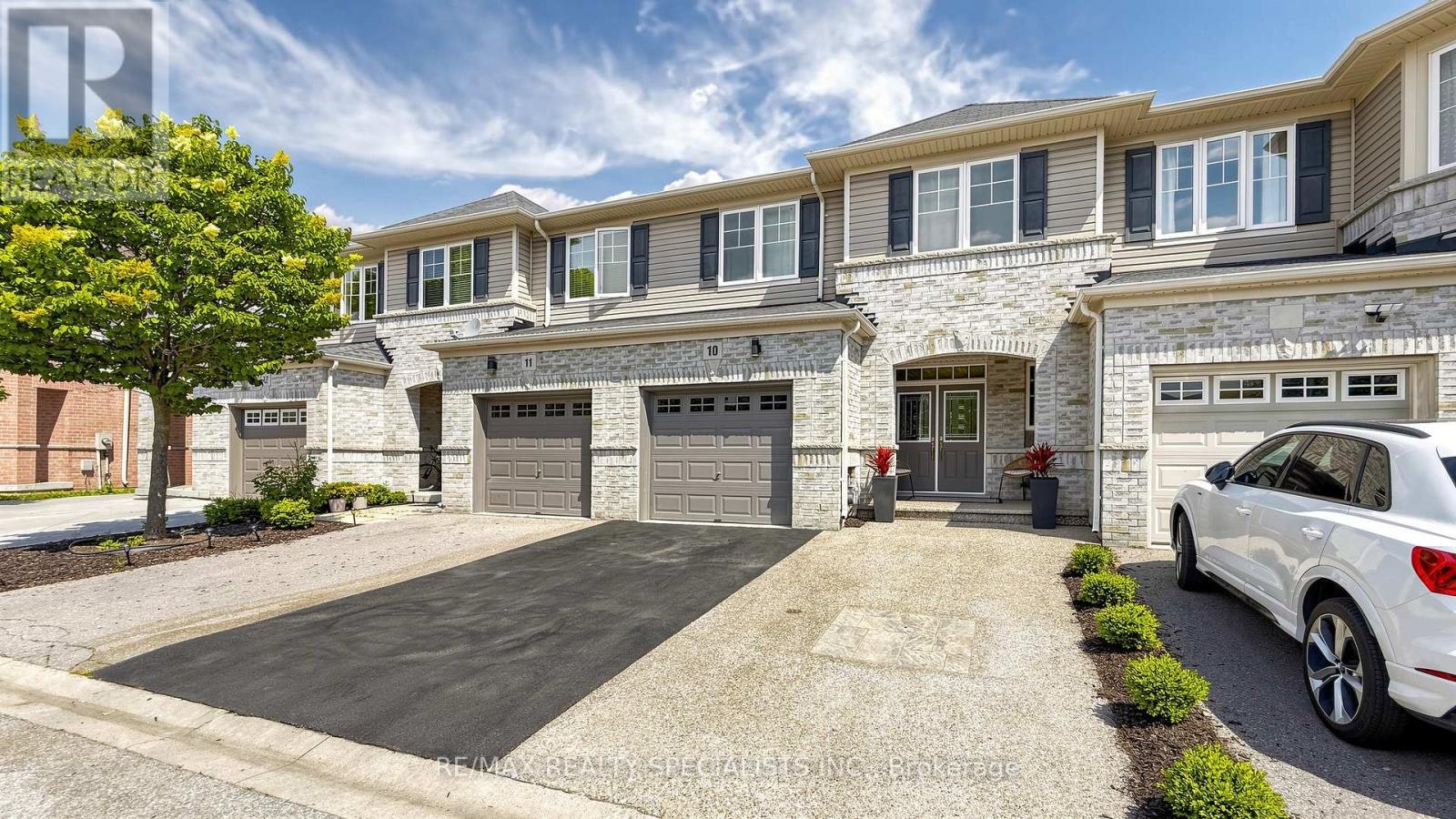 10-3275 Stalybridge Drive, Oakville, ON, L6M 0L2