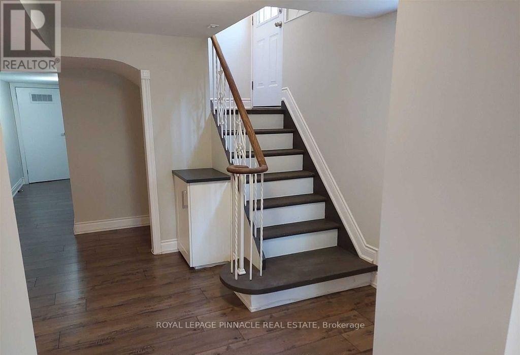 BSMT-2587 Burslem Road, Mississauga, ON, L5A 2R5