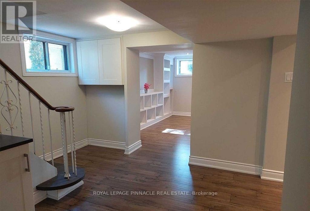 BSMT-2587 Burslem Road, Mississauga, ON, L5A 2R5 - 2