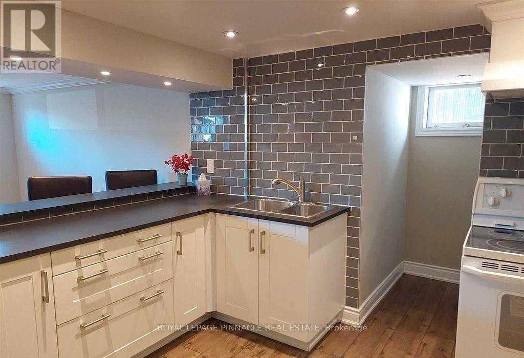 BSMT-2587 Burslem Road, Mississauga, ON, L5A 2R5 - 3