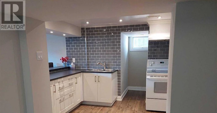 BSMT-2587 Burslem Road, Mississauga, ON, L5A 2R5 - 6