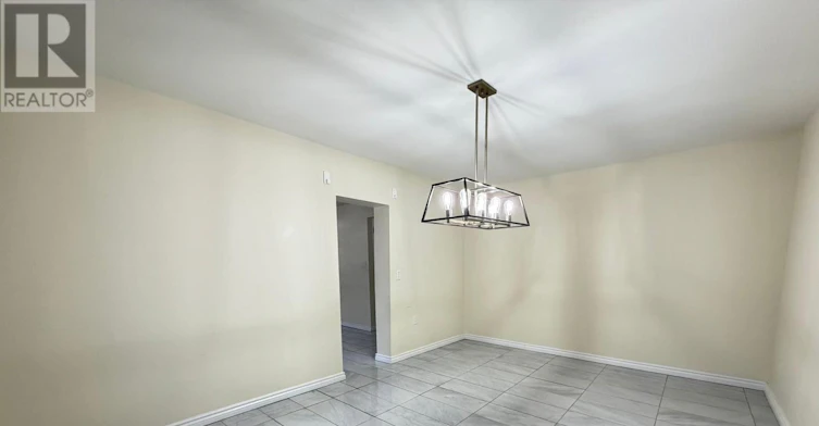 3 Romar Crescent, Toronto, ON, M6B 1R7 - 8