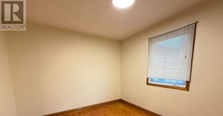 3 Romar Crescent, Toronto, ON, M6B 1R7 - 26