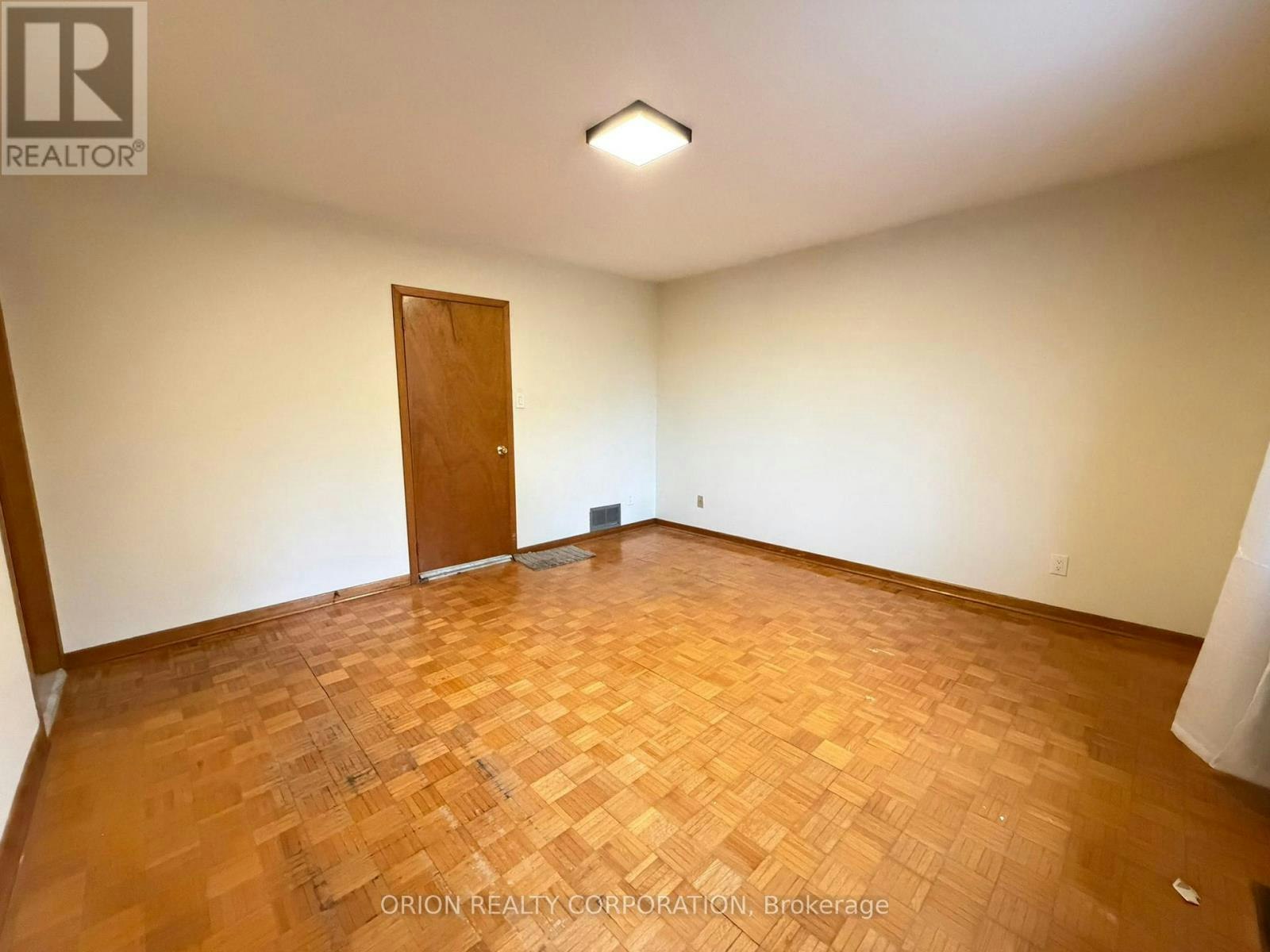 3 Romar Crescent, Toronto, ON, M6B 1R7 - 23