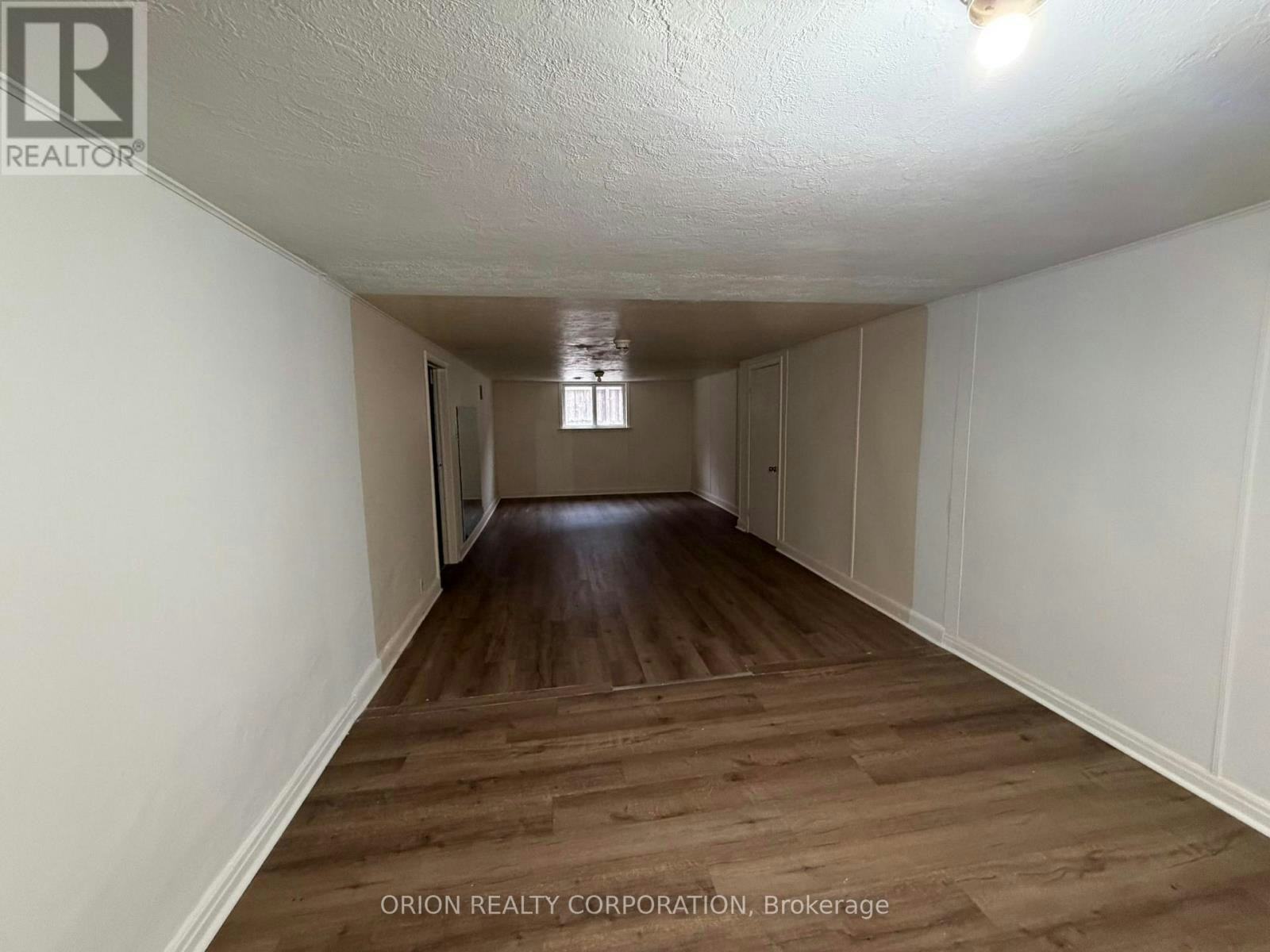 3 Romar Crescent, Toronto, ON, M6B 1R7 - 35