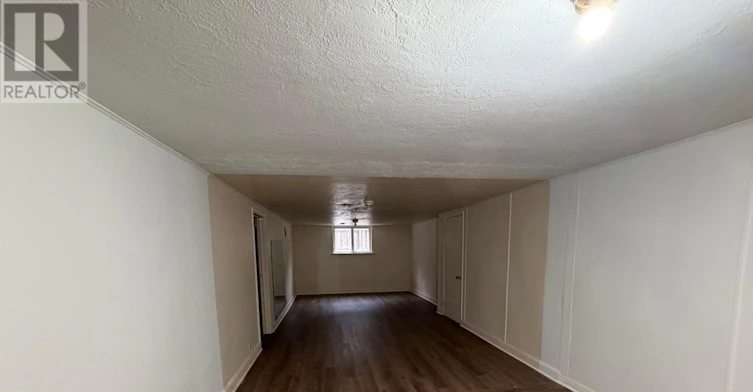 3 Romar Crescent, Toronto, ON, M6B 1R7 - 35