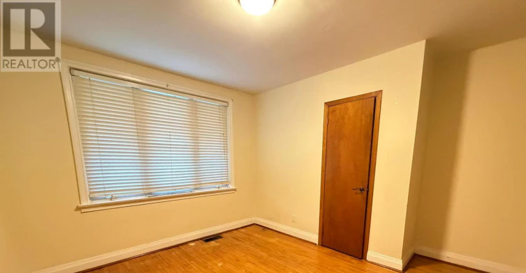 3 Romar Crescent, Toronto, ON, M6B 1R7 - 31