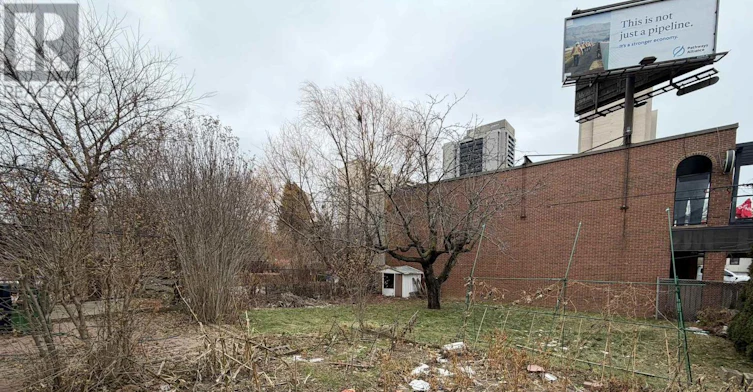 3 Romar Crescent, Toronto, ON, M6B 1R7 - 38