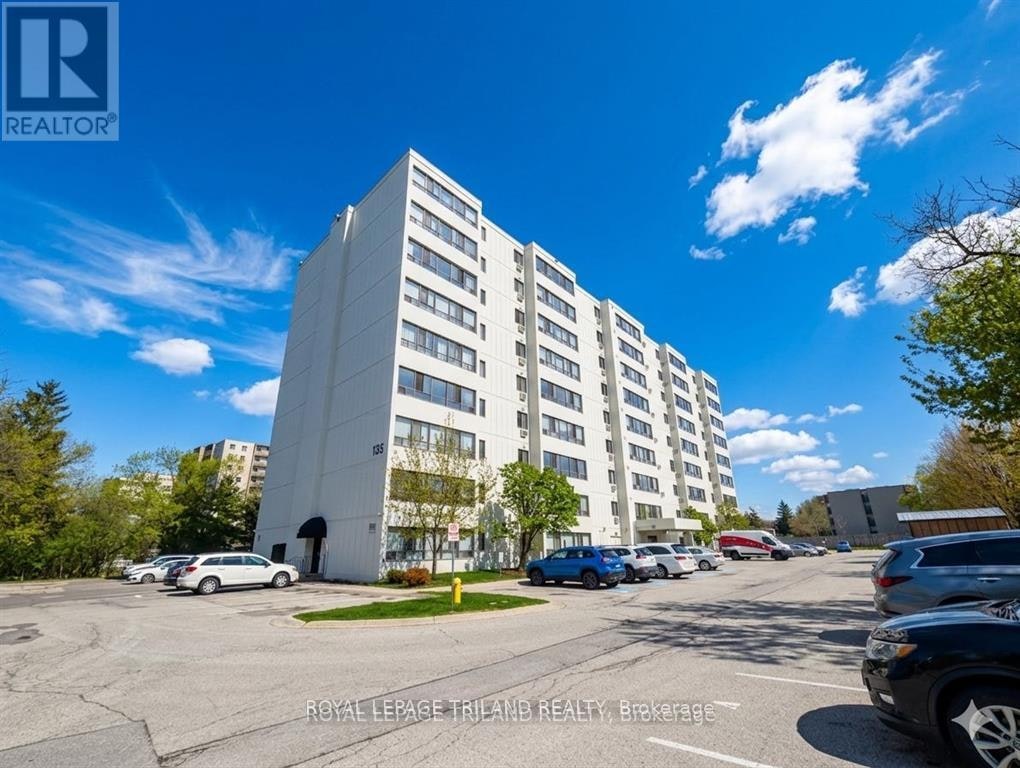 306-135 Base Line Road W, London, ON, N6J 4W4