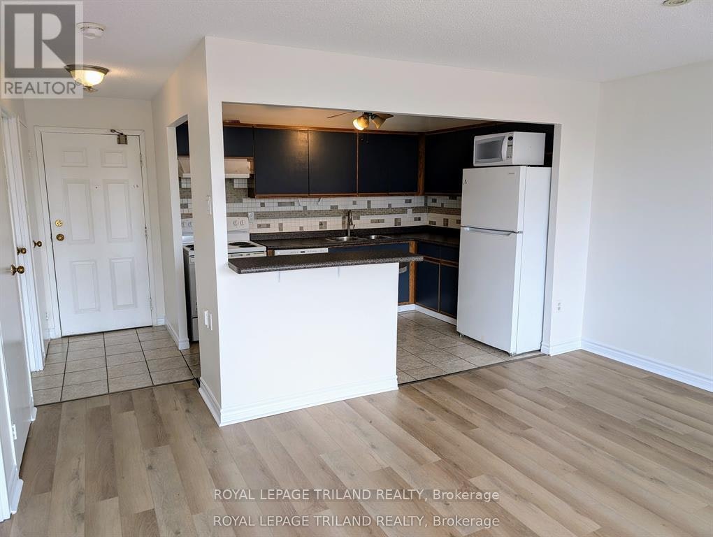 306-135 Base Line Road W, London, ON, N6J 4W4 - 7