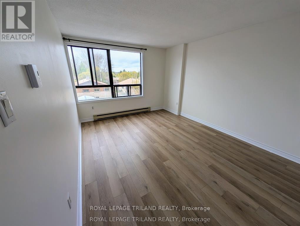 306-135 Base Line Road W, London, ON, N6J 4W4 - 15
