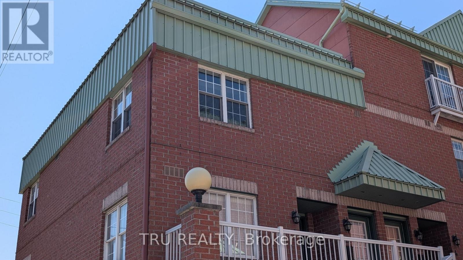 2-130 Rochester Street, Ottawa, ON, K1R 0A3 - 12