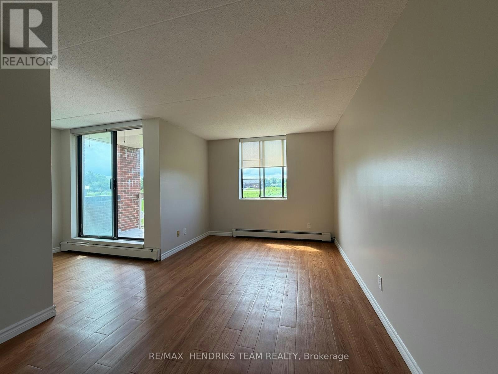 B311-80 Rockwood Avenue, St. Catharines, ON, L2P 3P2 - 4