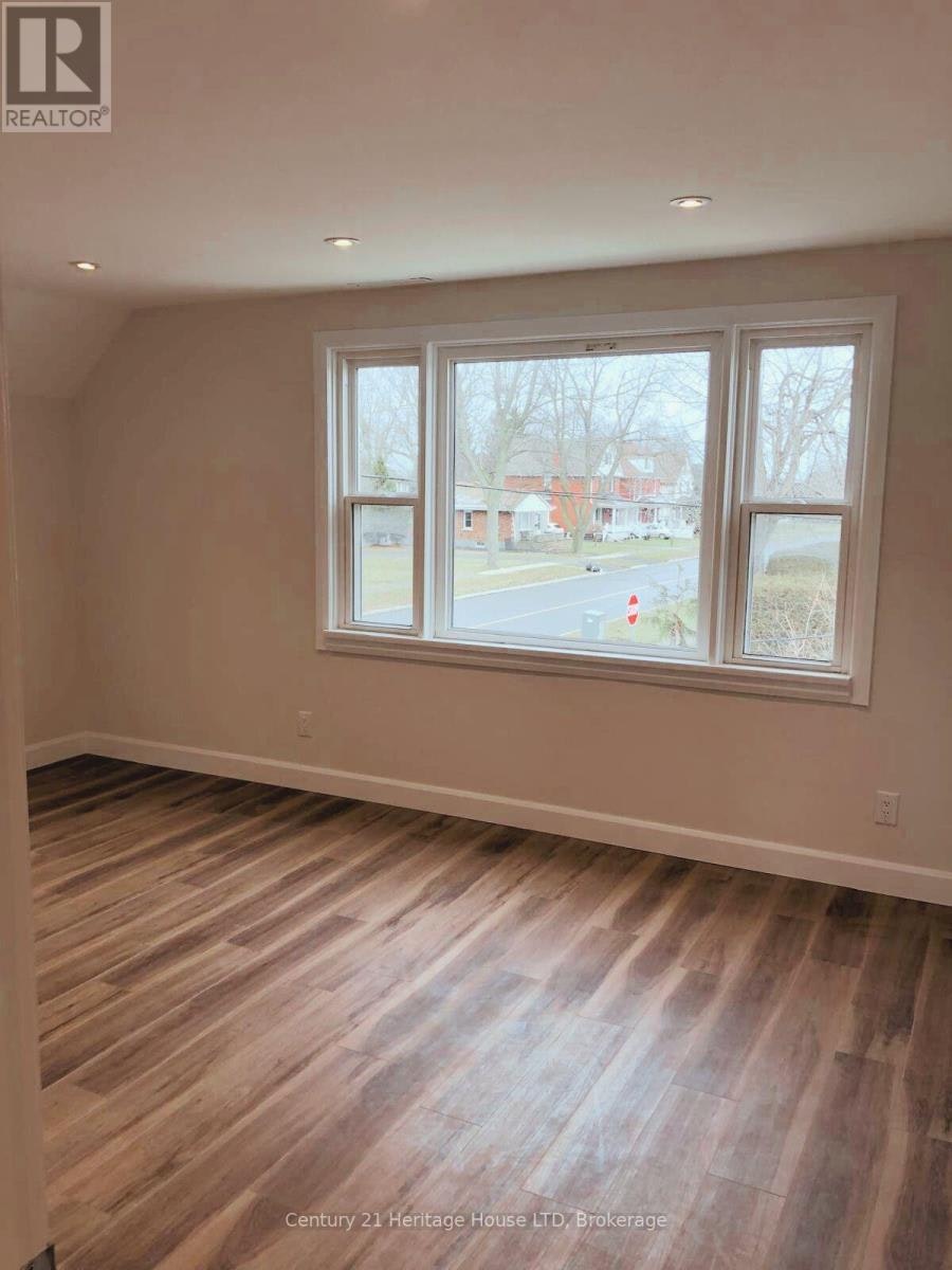 UPPER-61 Phipps Street, Fort Erie, ON, L2A 2V3 - 6