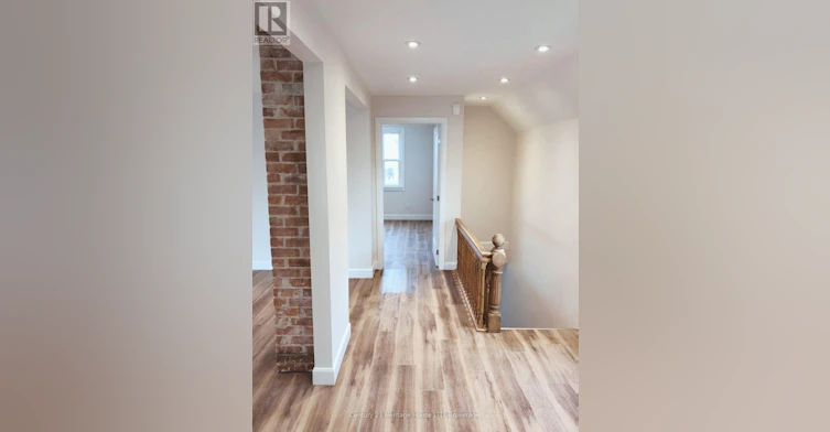 UPPER-61 Phipps Street, Fort Erie, ON, L2A 2V3 - 3