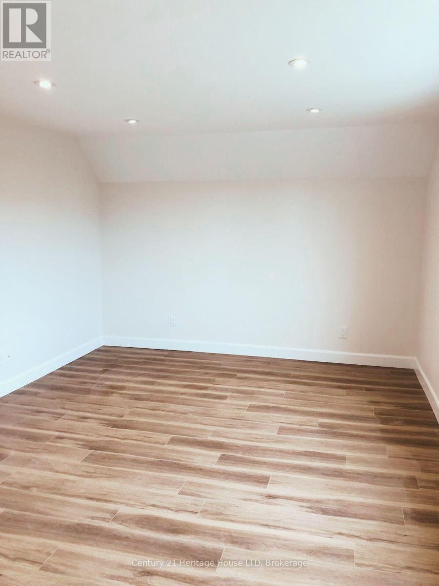 UPPER-61 Phipps Street, Fort Erie, ON, L2A 2V3 - 10