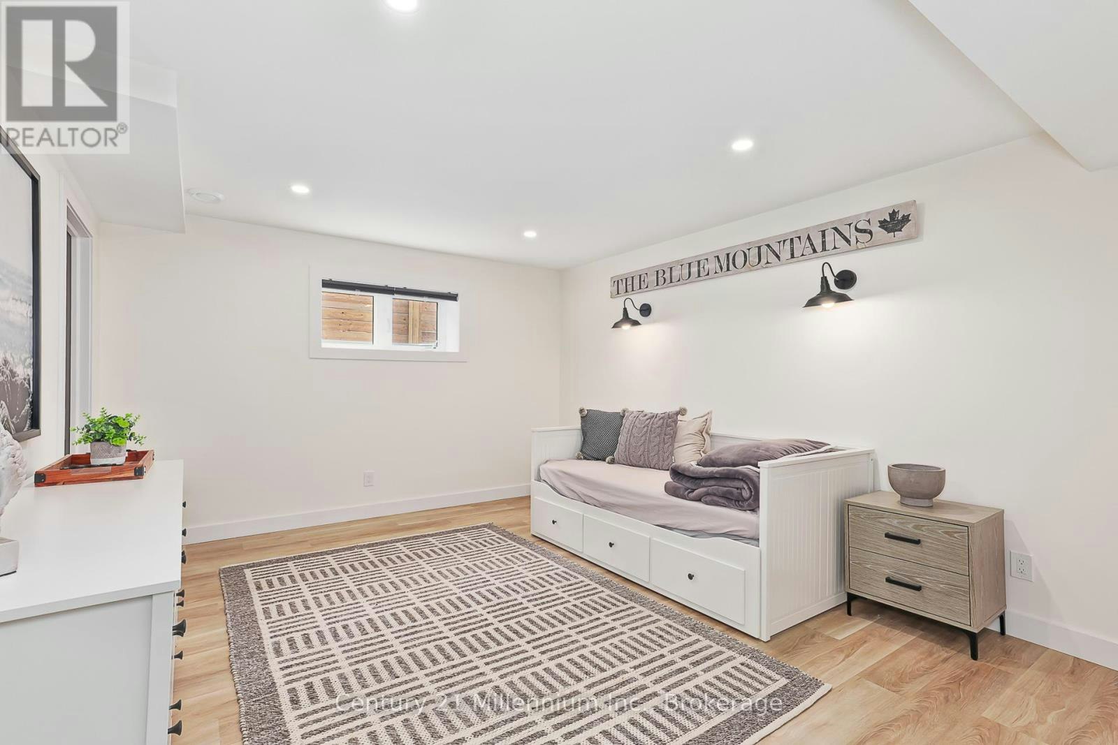 160 Sycamore Street, Blue Mountains, ON, L9Y 4E4 - 31