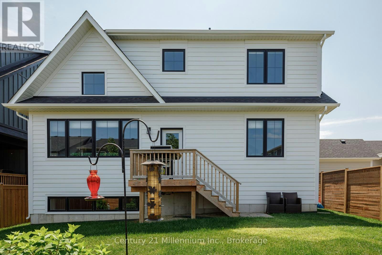 160 Sycamore Street, Blue Mountains, ON, L9Y 4E4 - 41