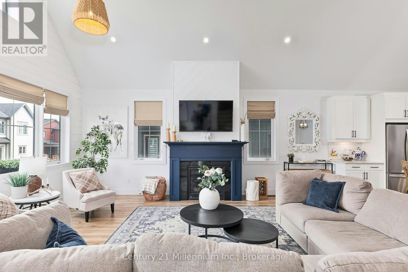 160 Sycamore Street, Blue Mountains, ON, L9Y 4E4 - 8