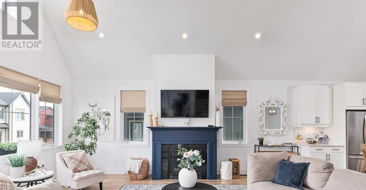 160 Sycamore Street, Blue Mountains, ON, L9Y 4E4 - 8