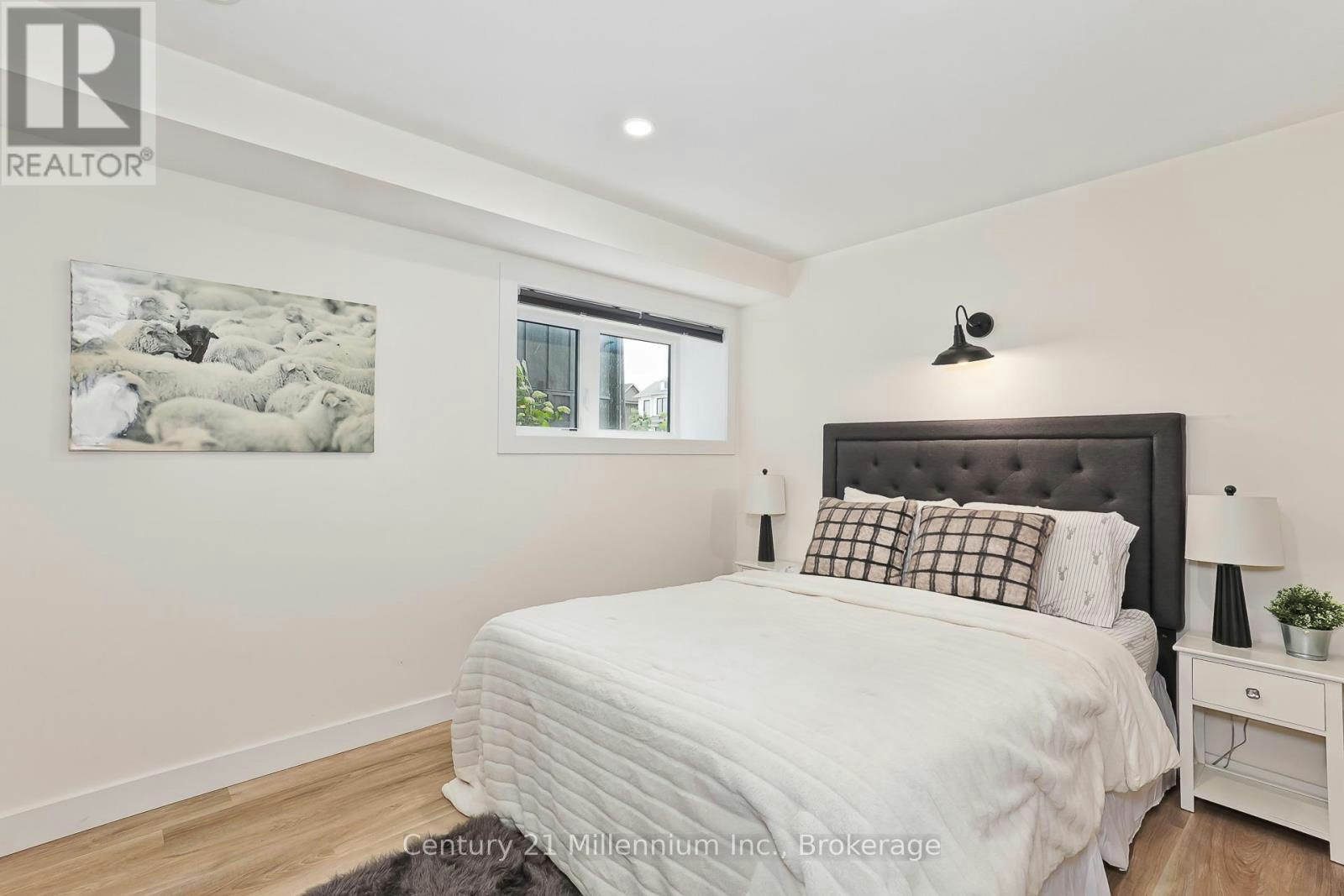 160 Sycamore Street, Blue Mountains, ON, L9Y 4E4 - 32