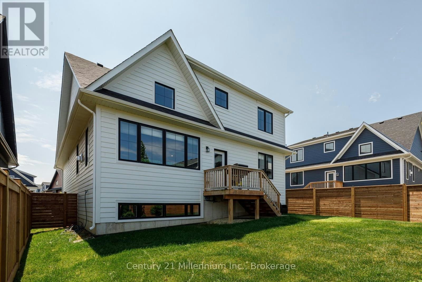 160 Sycamore Street, Blue Mountains, ON, L9Y 4E4 - 43