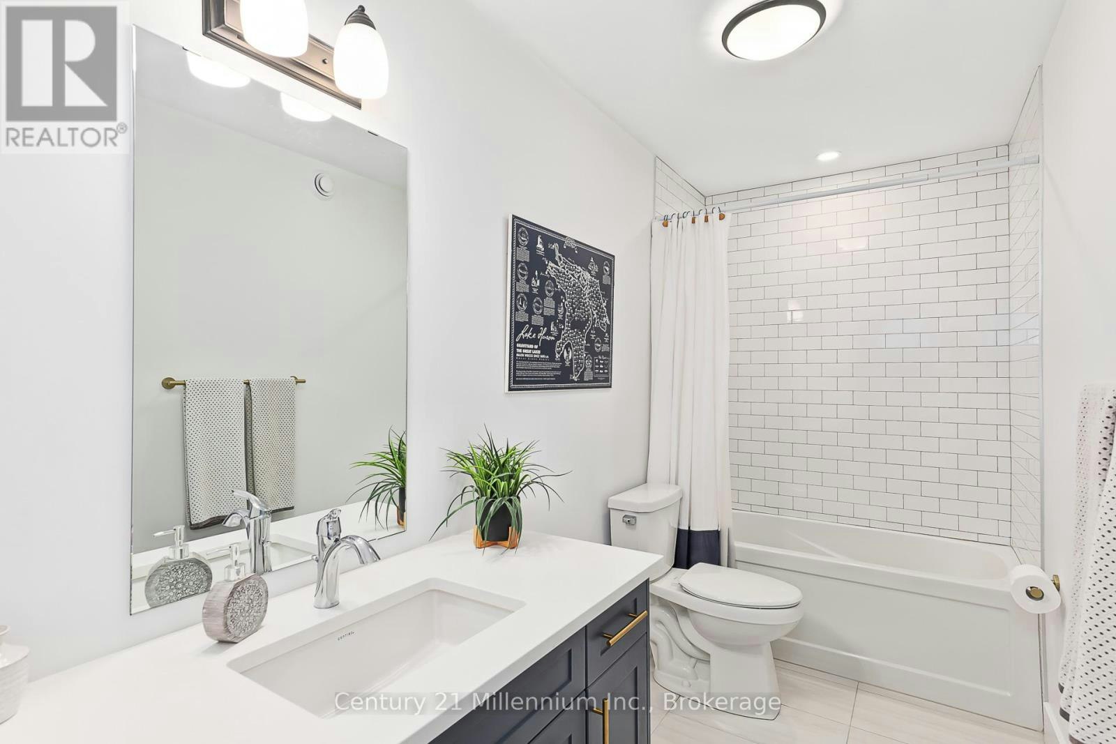 160 Sycamore Street, Blue Mountains, ON, L9Y 4E4 - 24