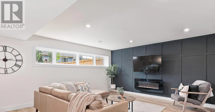 160 Sycamore Street, Blue Mountains, ON, L9Y 4E4 - 34