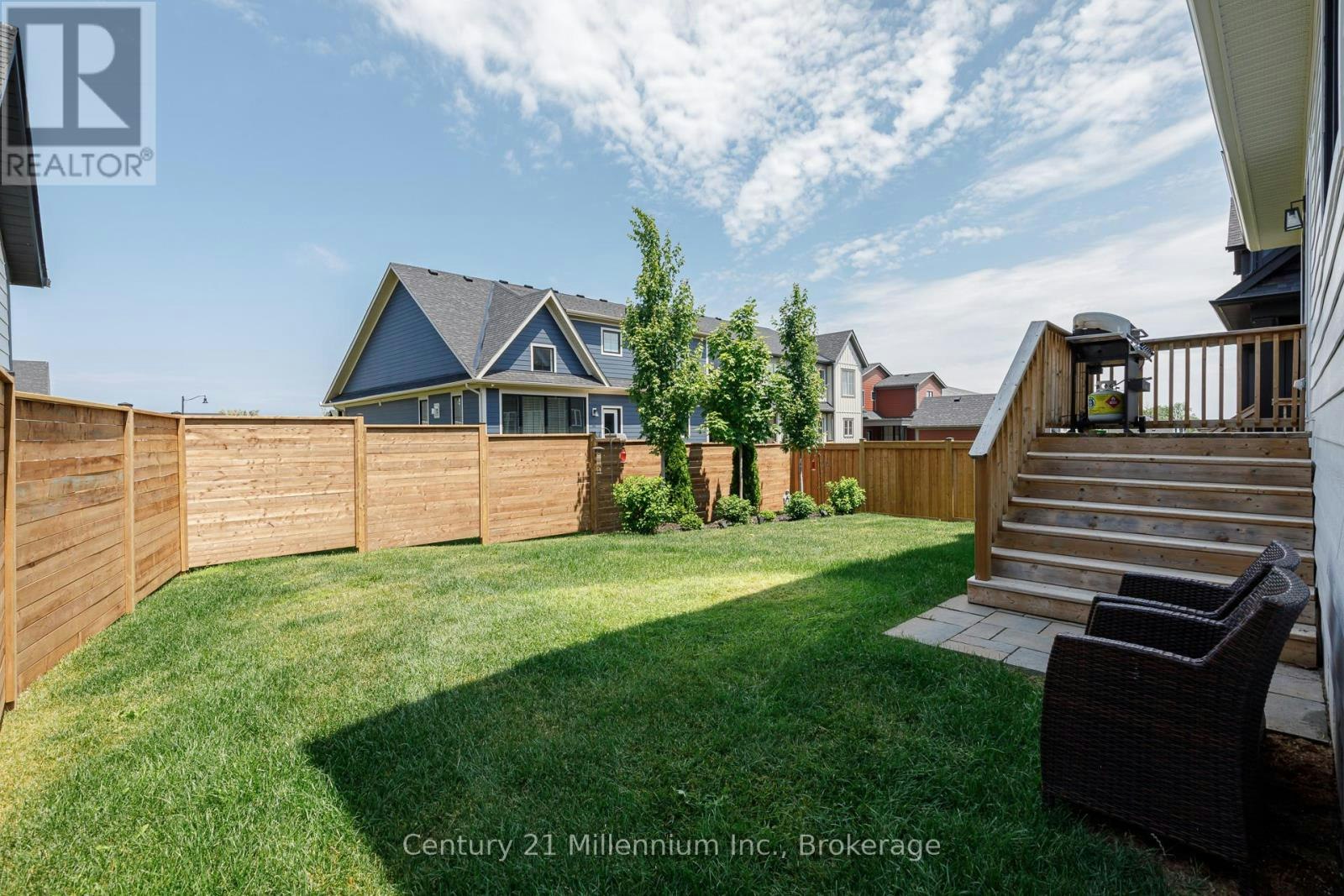 160 Sycamore Street, Blue Mountains, ON, L9Y 4E4 - 39
