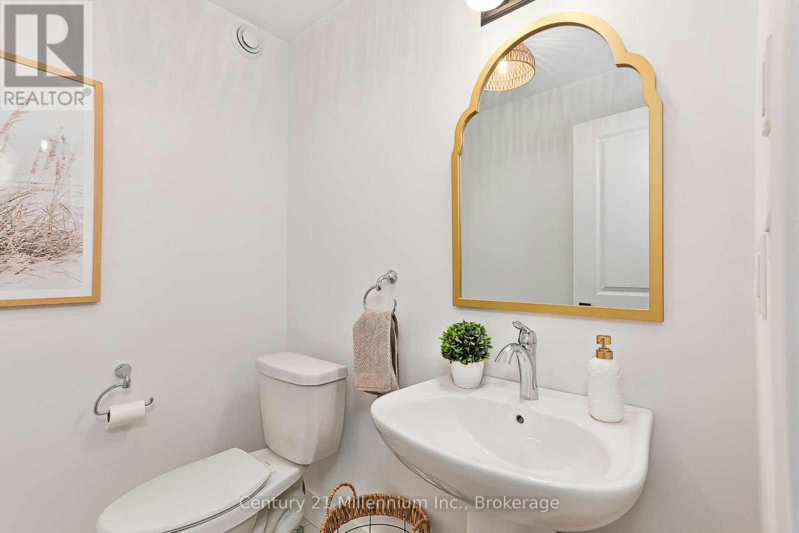 160 Sycamore Street, Blue Mountains, ON, L9Y 4E4 - 18