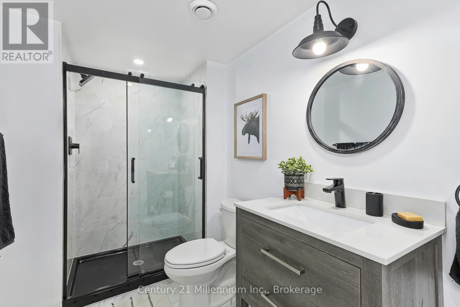 160 Sycamore Street, Blue Mountains, ON, L9Y 4E4 - 33