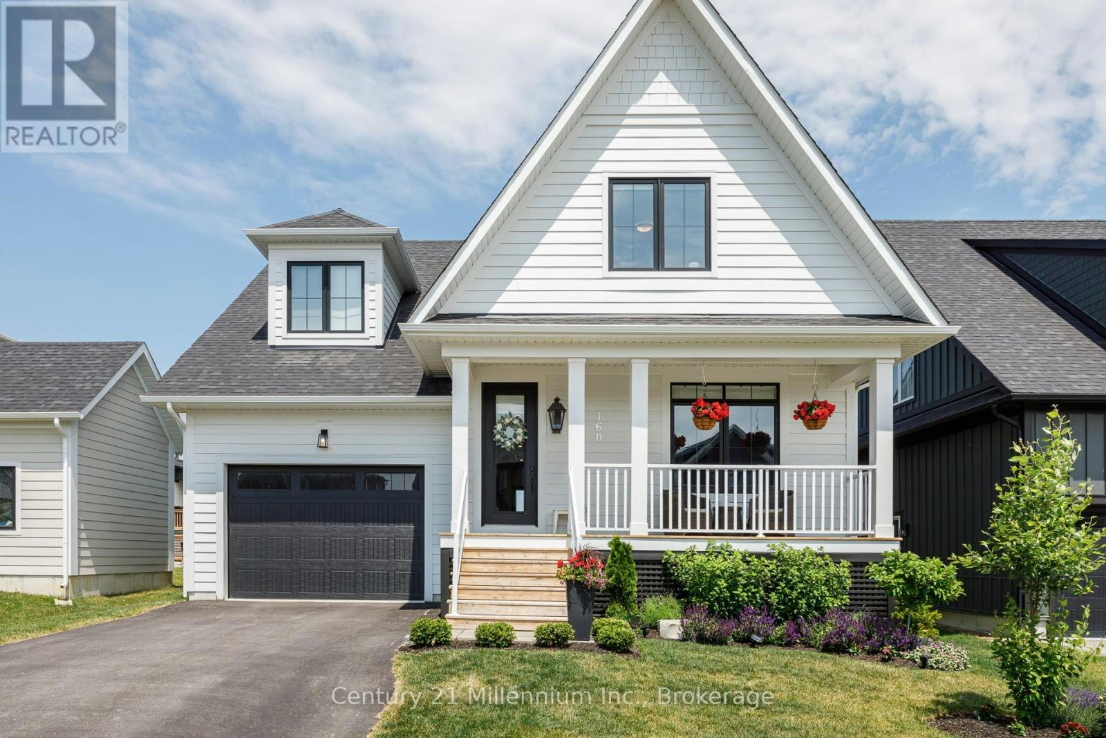 160 Sycamore Street, Blue Mountains, ON, L9Y 4E4