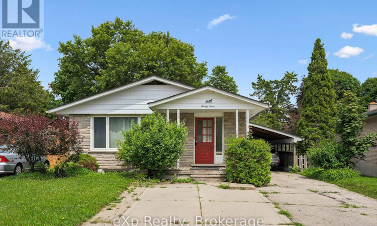 23 Muskoka Drive
