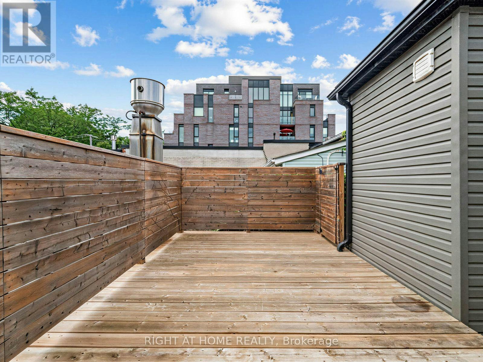 2-1095 Queen Street E, Toronto, ON, M4M 1K7 - 28