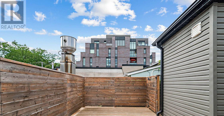 2-1095 Queen Street E, Toronto, ON, M4M 1K7 - 28