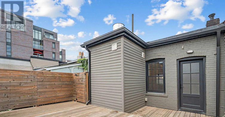 2-1095 Queen Street E, Toronto, ON, M4M 1K7 - 27