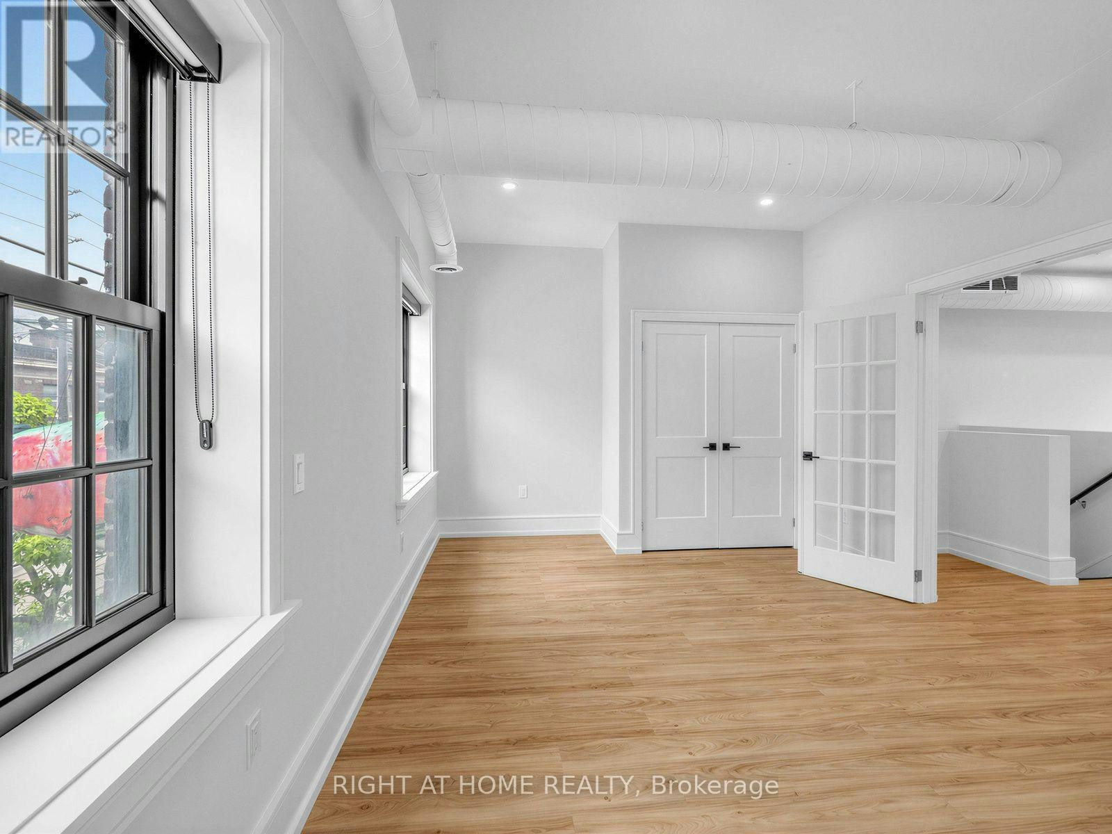2-1095 Queen Street E, Toronto, ON, M4M 1K7 - 20