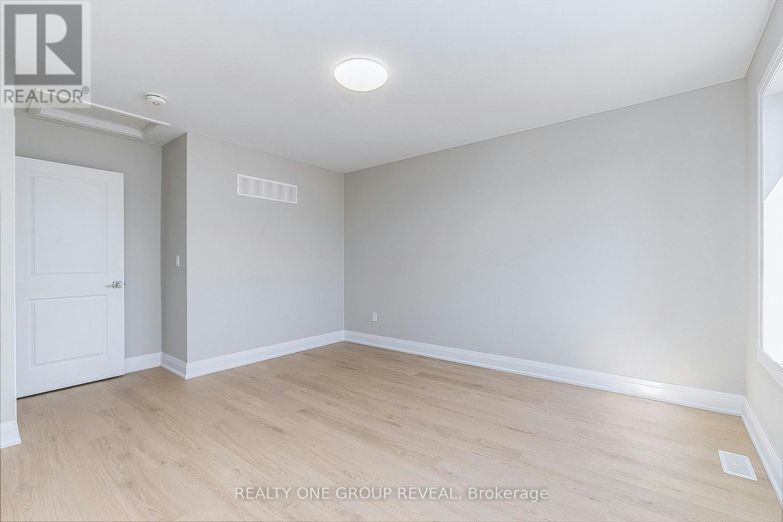 3-227 Grenfell Street, Oshawa, ON, L1J 4W3 - 24