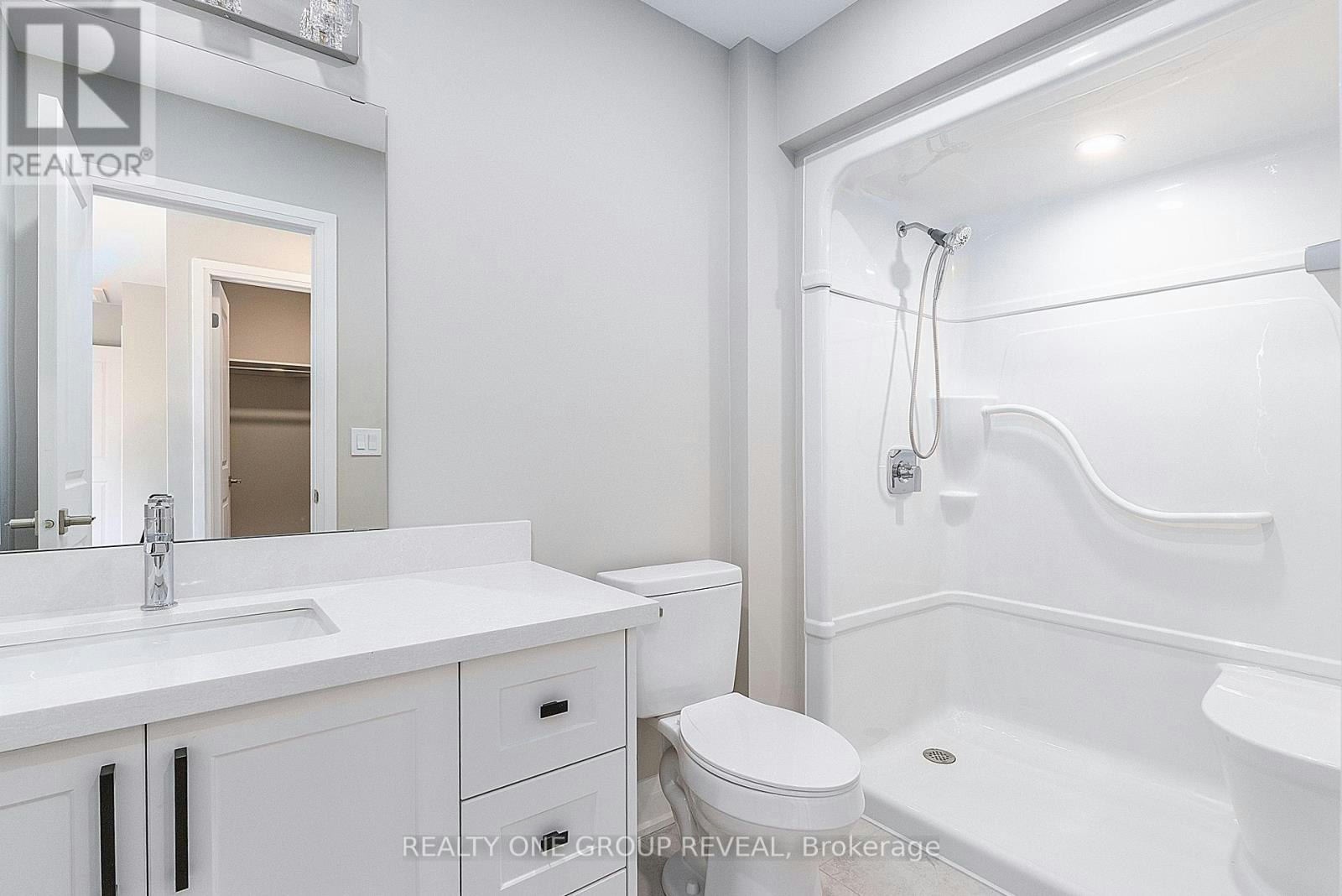 3-227 Grenfell Street, Oshawa, ON, L1J 4W3 - 22