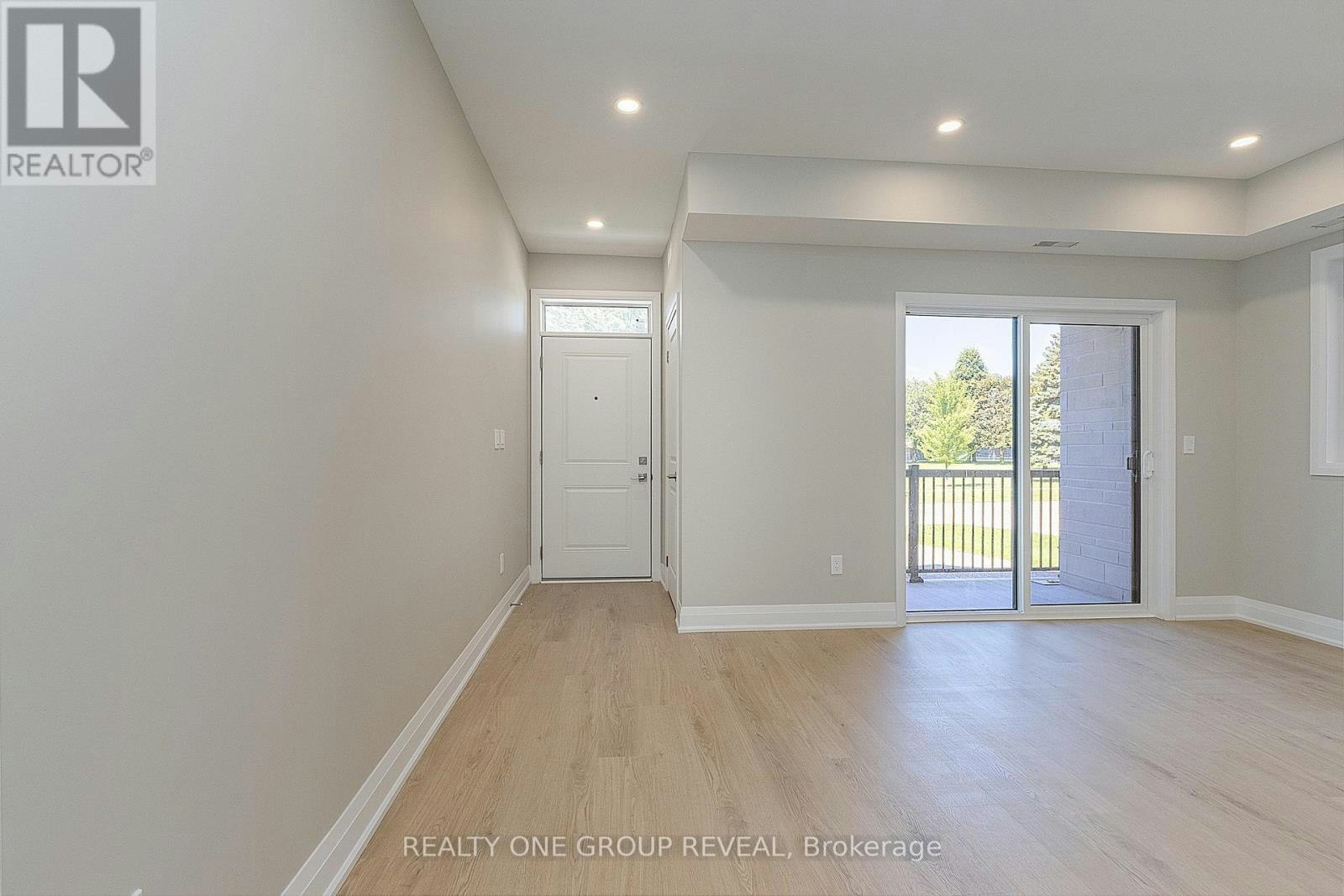 1-227 Grenfell Street, Oshawa, ON, L1J 4W3 - 5