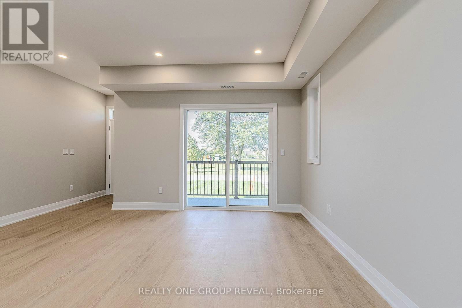 1-227 Grenfell Street, Oshawa, ON, L1J 4W3 - 9