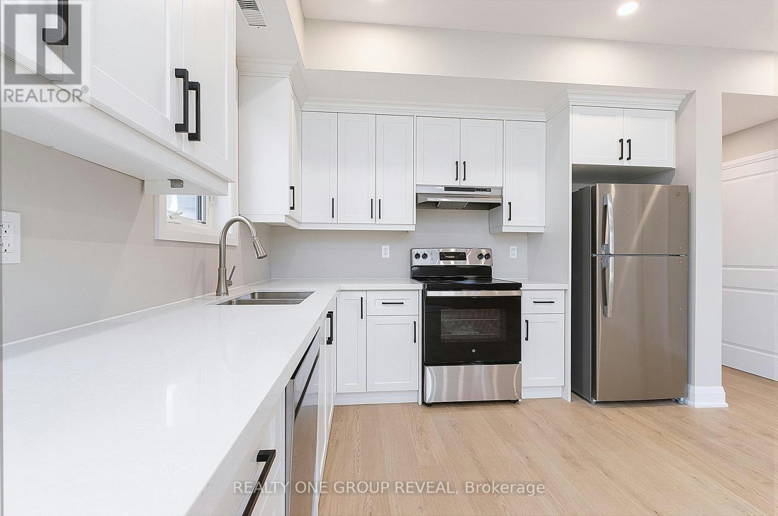 1-227 Grenfell Street, Oshawa, ON, L1J 4W3 - 8