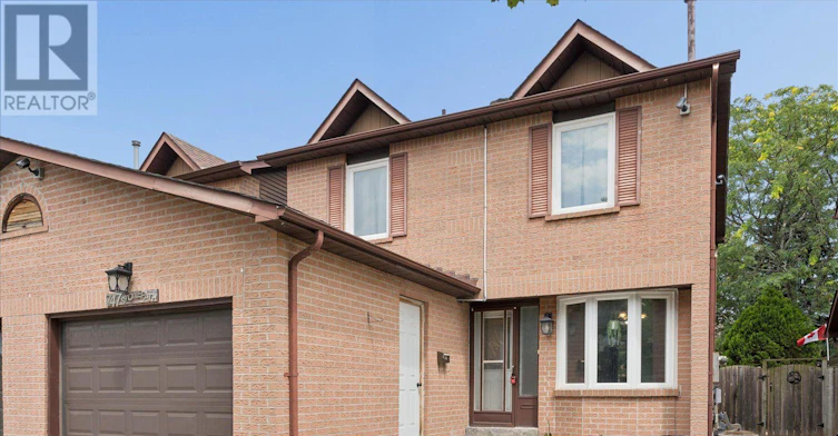 747 Stonepath Circle, Pickering, ON, L1V 3S9 - 2