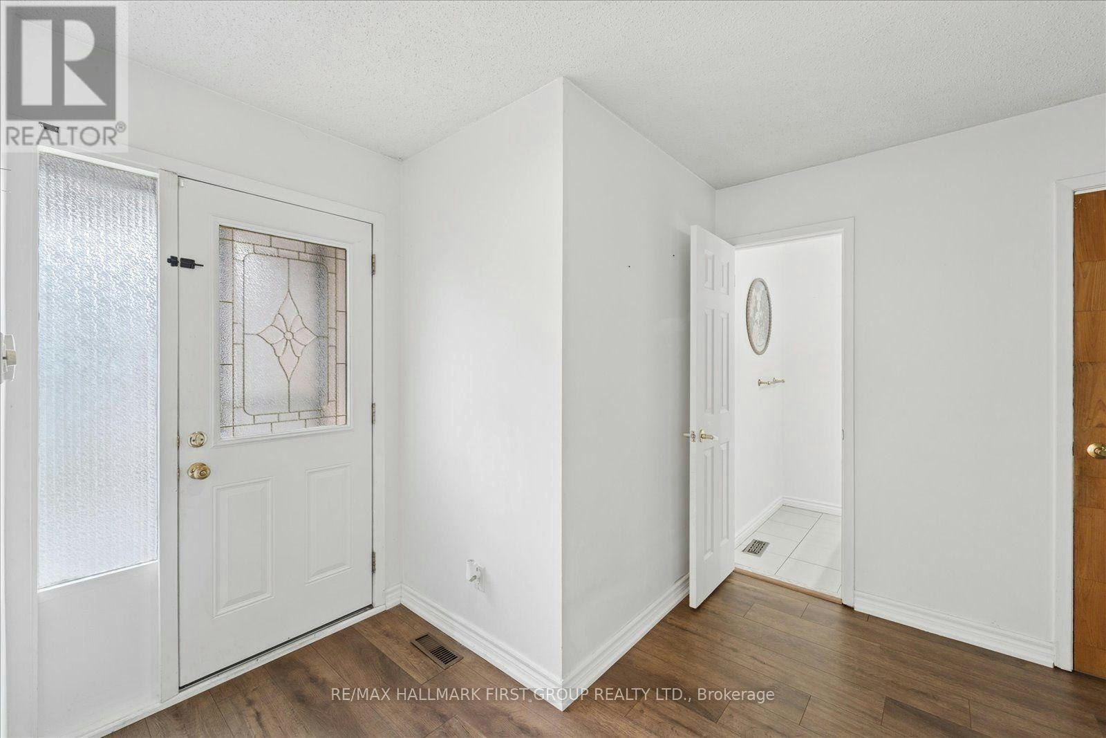 747 Stonepath Circle, Pickering, ON, L1V 3S9 - 4